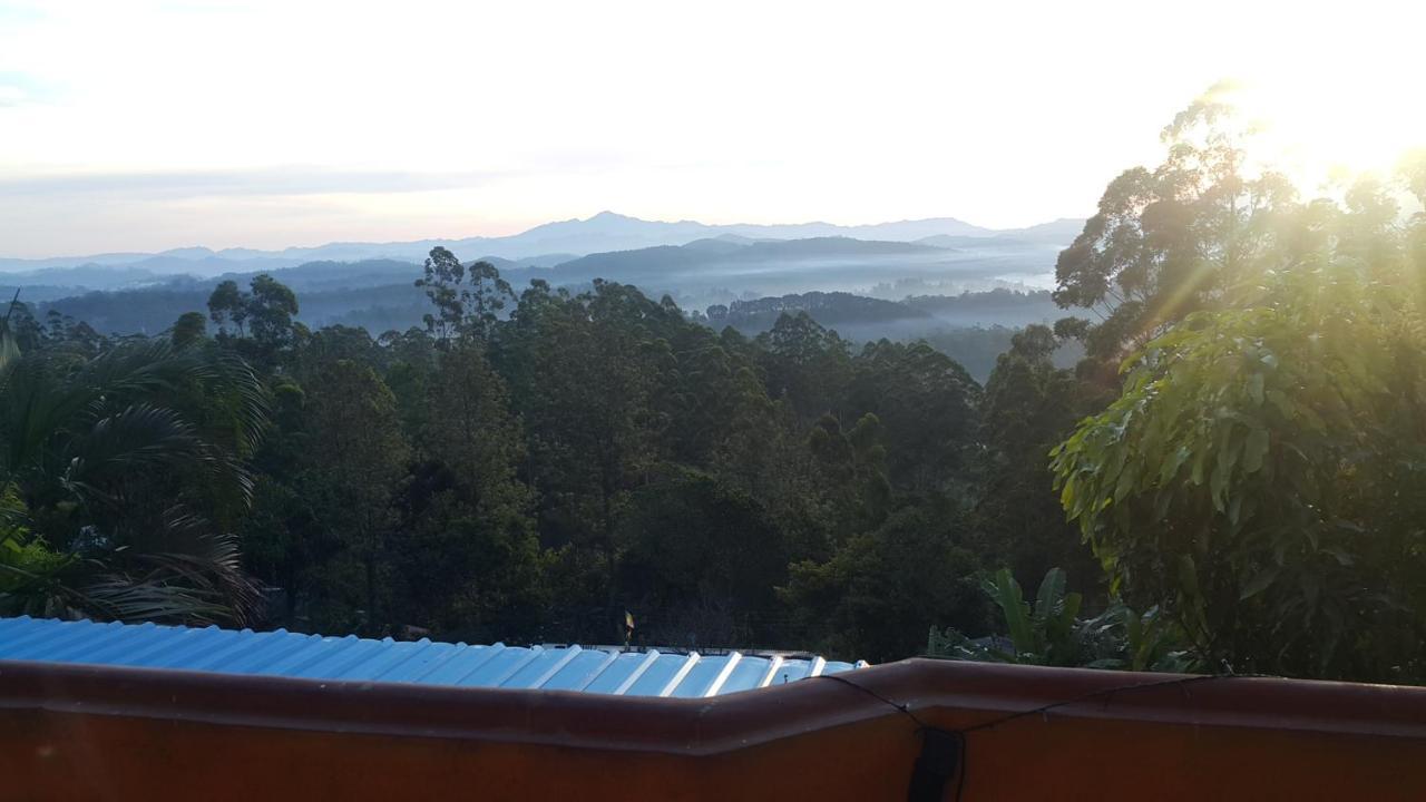 Ohiya Mount Plaza Appartement Boralanda Buitenkant foto