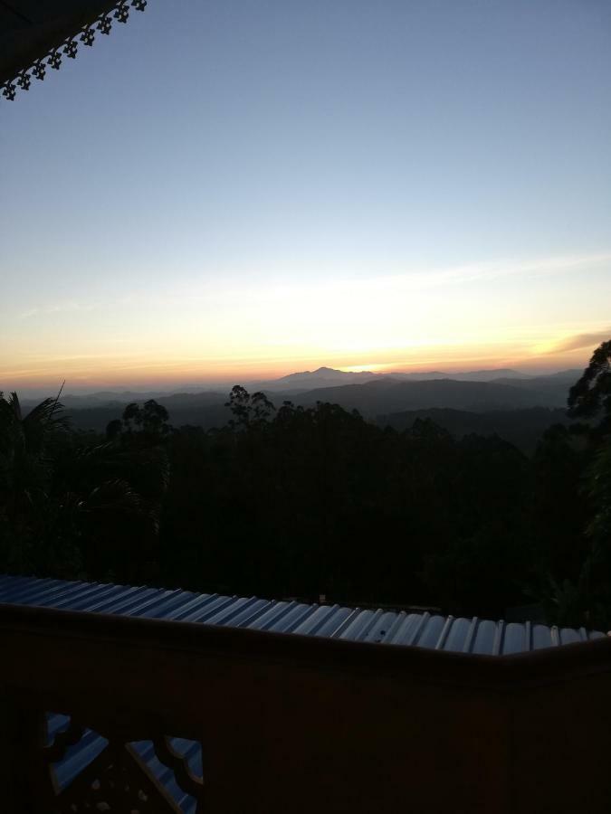 Ohiya Mount Plaza Appartement Boralanda Buitenkant foto